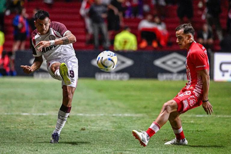 วิเคราะห์บอล อาร์เจนติโนส เจอาร์เอส vs ลานุส 10 พ.ค. 69 : ประตูเดือด รอบ 16 ทีมแห่งอาร์เจนติน่า